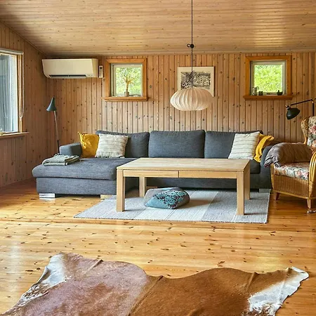Summer House Near Lyngsa With Bonfire And Shelter Hébergement de vacances