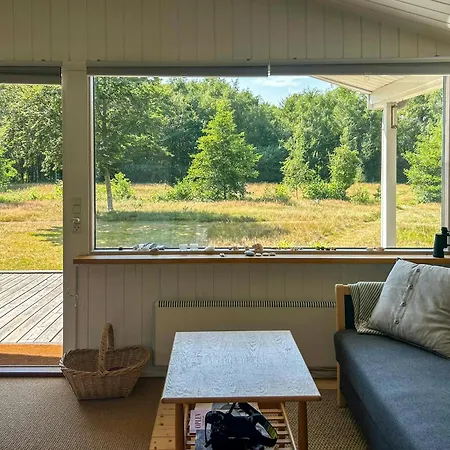 Hébergement de vacances Summer House Near Lyngsa With Bonfire And Shelter *